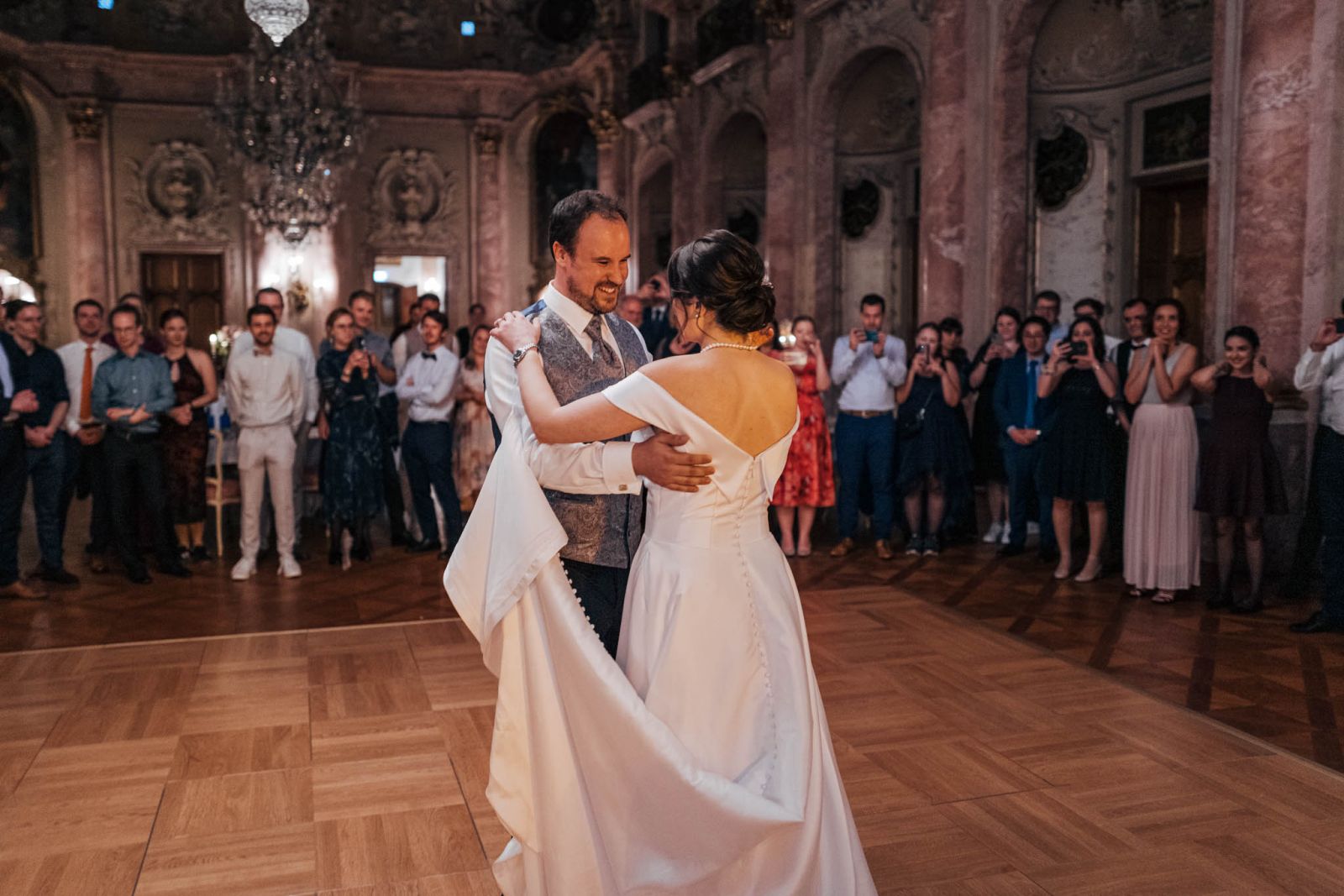 Hochzeitsfotograf Lippe, Hochzeitsfotograf Paderborn, Hochzeitsreportagen Schloss Bückeburg